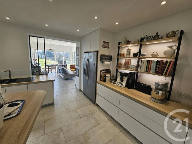 maison à vendre - 8 pièces - 160.0 m2 - DONVILLE LES BAINS - 50 - BASSE-NORMANDIE - Century 21 Royer Immo