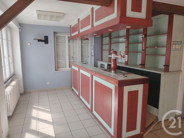 Afficher la photo en grand commerce à vendre - 300.0 m2 - QUETTREVILLE SUR SIENNE - 50 - BASSE-NORMANDIE - Century 21 Royer Immo