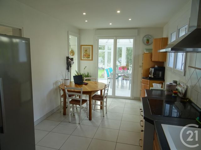 maison à vendre - 6 pièces - 183.5 m2 - ST PAIR SUR MER - 50 - BASSE-NORMANDIE - Century 21 Royer Immo