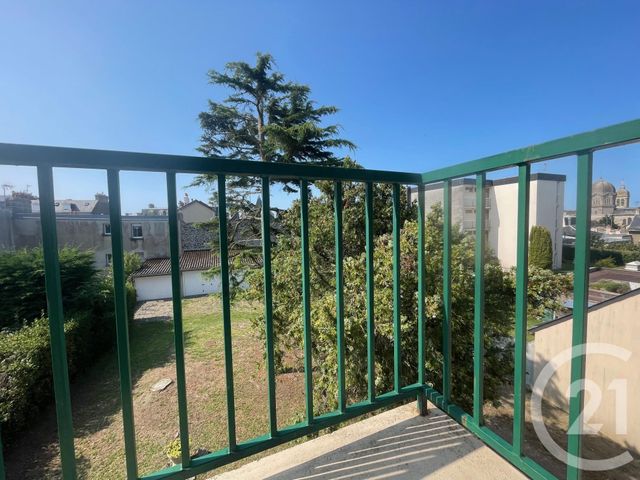 Appartement F3 à vendre - 3 pièces - 69.31 m2 - GRANVILLE - 50 - BASSE-NORMANDIE - Century 21 Royer Immo