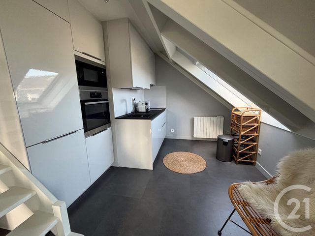 Appartement F3 à vendre - 3 pièces - 45.31 m2 - JULLOUVILLE - 50 - BASSE-NORMANDIE - Century 21 Royer Immo