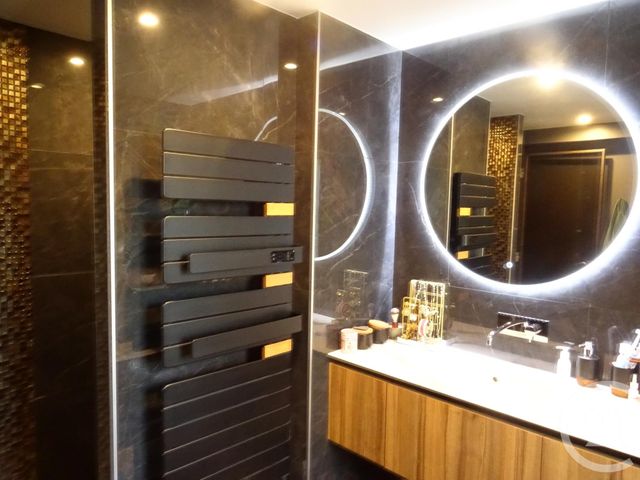 maison à vendre - 6 pièces - 166.6 m2 - DONVILLE LES BAINS - 50 - BASSE-NORMANDIE - Century 21 Royer Immo