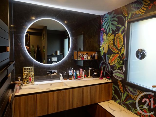 maison à vendre - 6 pièces - 166.6 m2 - DONVILLE LES BAINS - 50 - BASSE-NORMANDIE - Century 21 Royer Immo