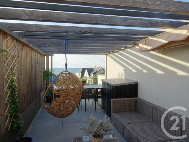 maison à vendre - 6 pièces - 166.6 m2 - DONVILLE LES BAINS - 50 - BASSE-NORMANDIE - Century 21 Royer Immo