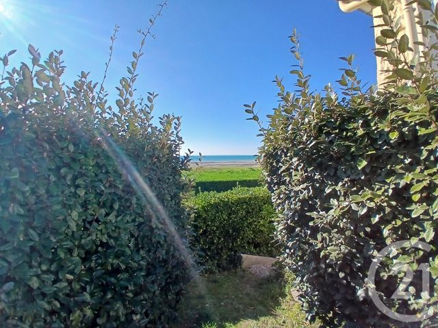 maison à vendre - 5 pièces - 102.07 m2 - ST JEAN LE THOMAS - 50 - BASSE-NORMANDIE - Century 21 Royer Immo