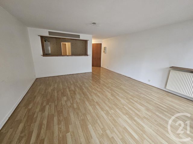Appartement F3 à vendre - 3 pièces - 71.25 m2 - GRANVILLE - 50 - BASSE-NORMANDIE - Century 21 Royer Immo