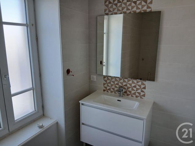 Appartement F2 à vendre - 2 pièces - 47.0 m2 - GRANVILLE - 50 - BASSE-NORMANDIE - Century 21 Royer Immo