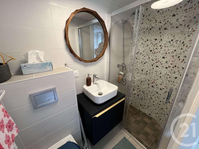 Appartement F1 à louer - 1 pièce - 14.0 m2 - GRANVILLE - 50 - BASSE-NORMANDIE - Century 21 Royer Immo