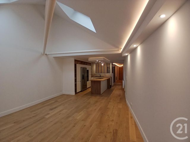 Appartement à vendre - 3 pièces - 94.65 m2 - GRANVILLE - 50 - BASSE-NORMANDIE - Century 21 Royer Immo