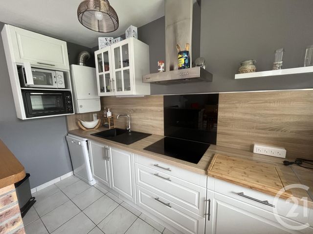 Appartement F2 à louer - 2 pièces - 49.0 m2 - GRANVILLE - 50 - BASSE-NORMANDIE - Century 21 Royer Immo