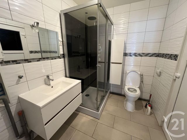 Appartement F2 à louer - 2 pièces - 43.66 m2 - GRANVILLE - 50 - BASSE-NORMANDIE - Century 21 Royer Immo