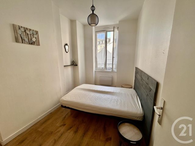 Appartement F3 à louer - 3 pièces - 60.8 m2 - GRANVILLE - 50 - BASSE-NORMANDIE - Century 21 Royer Immo