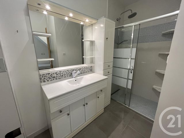 Appartement F1 à louer - 2 pièces - 39.0 m2 - GRANVILLE - 50 - BASSE-NORMANDIE - Century 21 Royer Immo