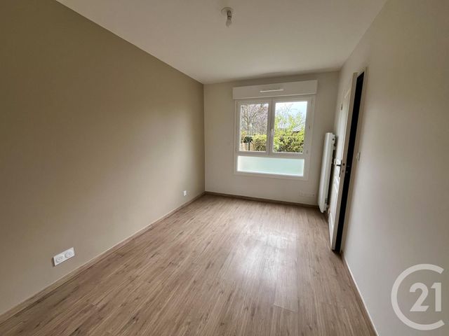 Appartement F4 à louer - 5 pièces - 85.67 m2 - GRANVILLE - 50 - BASSE-NORMANDIE - Century 21 Royer Immo