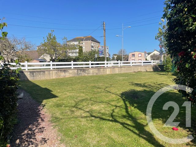 maison à vendre - 4 pièces - 63.8 m2 - GRANVILLE - 50 - BASSE-NORMANDIE - Century 21 Royer Immo