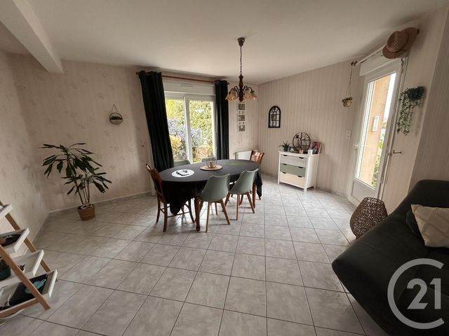 maison à louer - 5 pièces - 85.0 m2 - GRANVILLE - 50 - BASSE-NORMANDIE - Century 21 Royer Immo