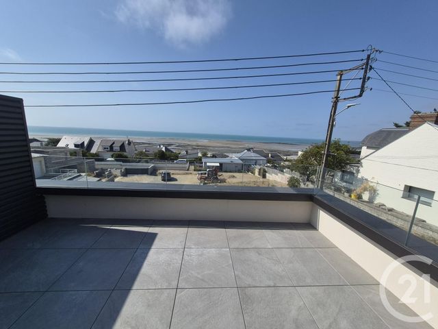 Appartement F3 à vendre - 3 pièces - 69.11 m2 - DONVILLE LES BAINS - 50 - BASSE-NORMANDIE - Century 21 Royer Immo