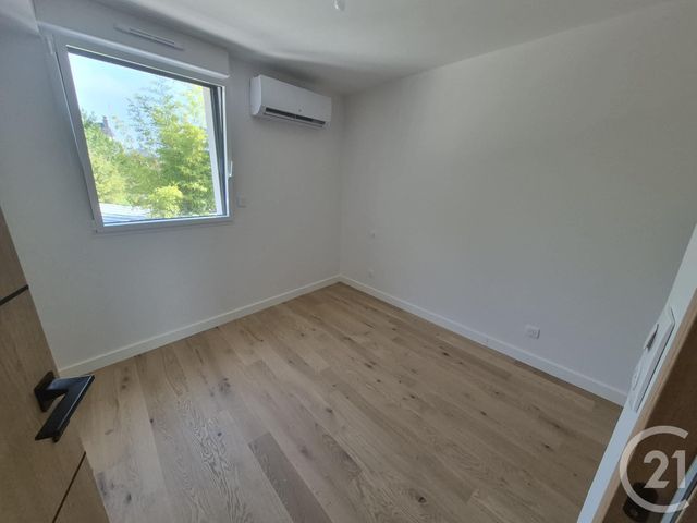 Appartement F3 à vendre - 3 pièces - 69.11 m2 - DONVILLE LES BAINS - 50 - BASSE-NORMANDIE - Century 21 Royer Immo
