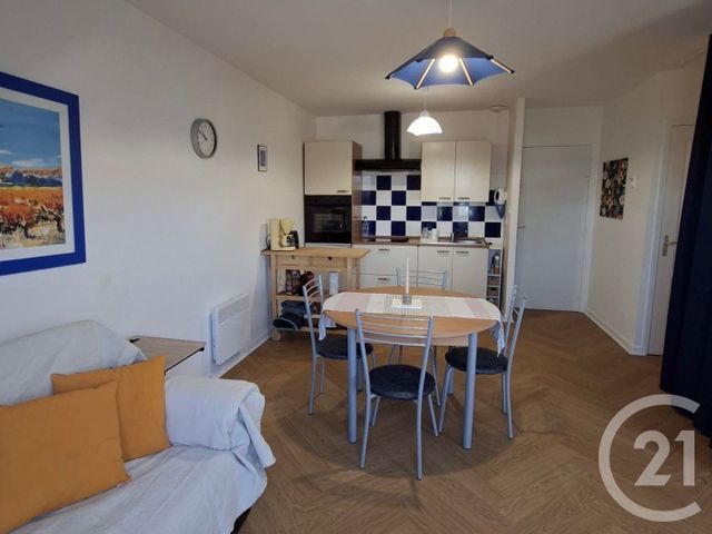Appartement Studio à vendre - 1 pièce - 29.63 m2 - JULLOUVILLE - 50 - BASSE-NORMANDIE - Century 21 Royer Immo