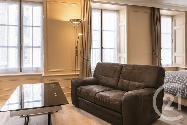 Appartement F1 à vendre - 1 pièce - 25.85 m2 - GRANVILLE - 50 - BASSE-NORMANDIE - Century 21 Royer Immo