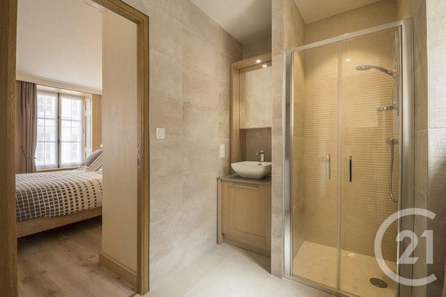 Appartement F1 à vendre - 1 pièce - 25.85 m2 - GRANVILLE - 50 - BASSE-NORMANDIE - Century 21 Royer Immo