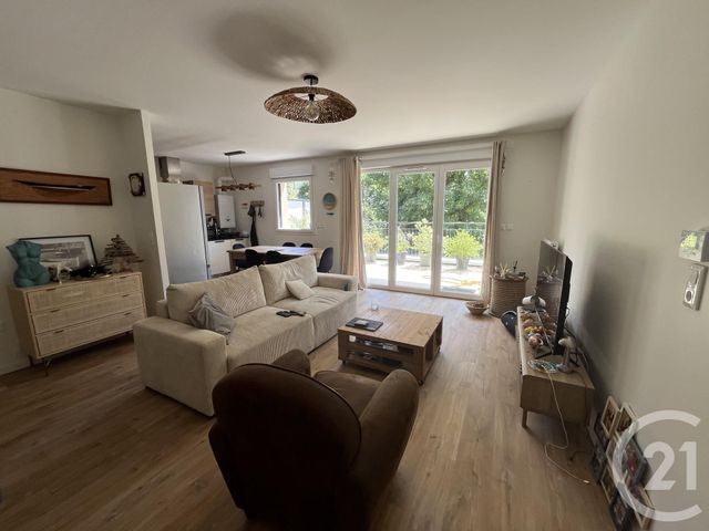 Appartement F3 à louer - 3 pièces - 72.73 m2 - DONVILLE LES BAINS - 50 - BASSE-NORMANDIE - Century 21 Royer Immo