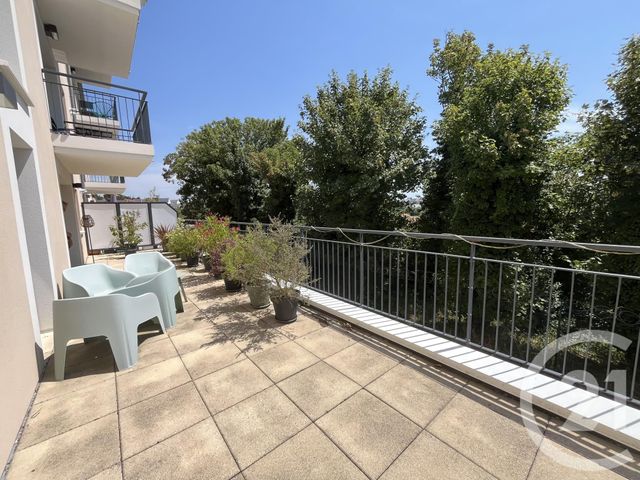 Appartement F3 à louer - 3 pièces - 72.73 m2 - DONVILLE LES BAINS - 50 - BASSE-NORMANDIE - Century 21 Royer Immo