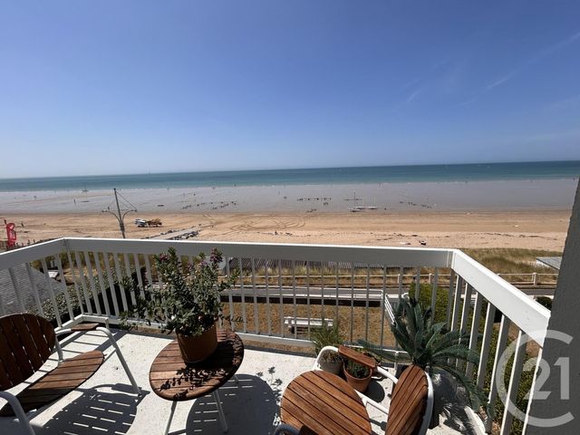 Appartement F3 à louer - 3 pièces - 80.1 m2 - JULLOUVILLE - 50 - BASSE-NORMANDIE - Century 21 Royer Immo