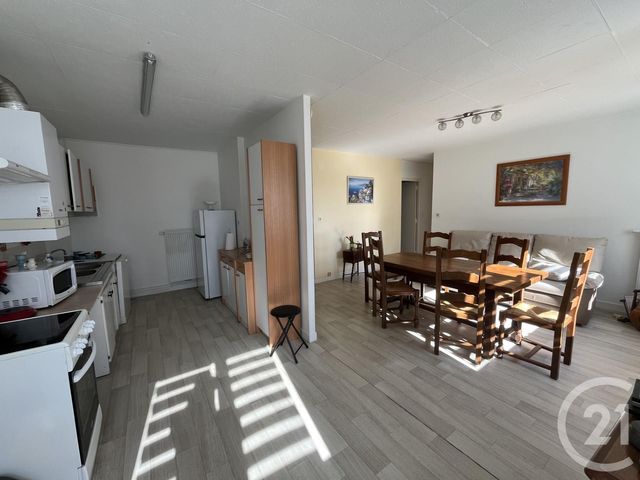 Appartement F3 à louer - 3 pièces - 66.54 m2 - GRANVILLE - 50 - BASSE-NORMANDIE - Century 21 Royer Immo