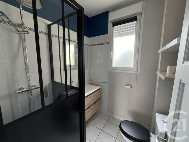 maison à louer - 4 pièces - 110.46 m2 - DONVILLE LES BAINS - 50 - BASSE-NORMANDIE - Century 21 Royer Immo