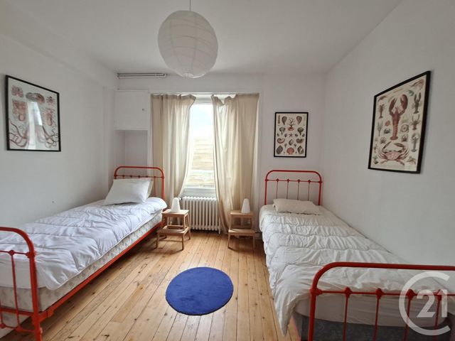 maison à vendre - 8 pièces - 132.09 m2 - ST PAIR SUR MER - 50 - BASSE-NORMANDIE - Century 21 Royer Immo
