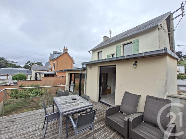 maison à vendre - 8 pièces - 132.09 m2 - ST PAIR SUR MER - 50 - BASSE-NORMANDIE - Century 21 Royer Immo