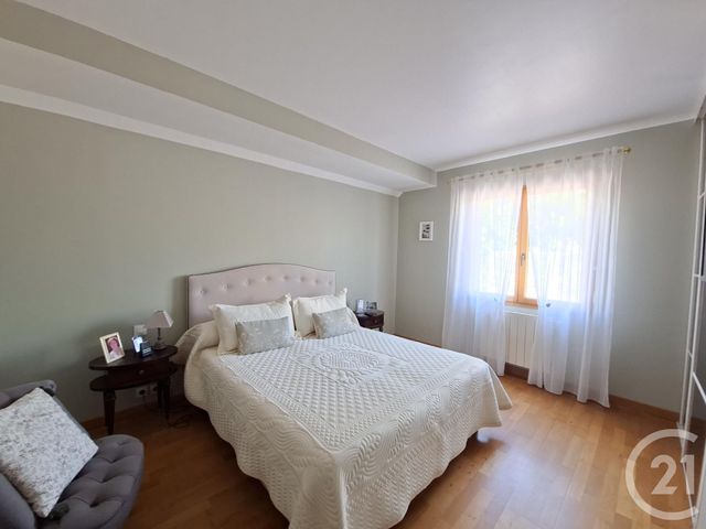 maison à vendre - 7 pièces - 146.33 m2 - ST PLANCHERS - 50 - BASSE-NORMANDIE - Century 21 Royer Immo