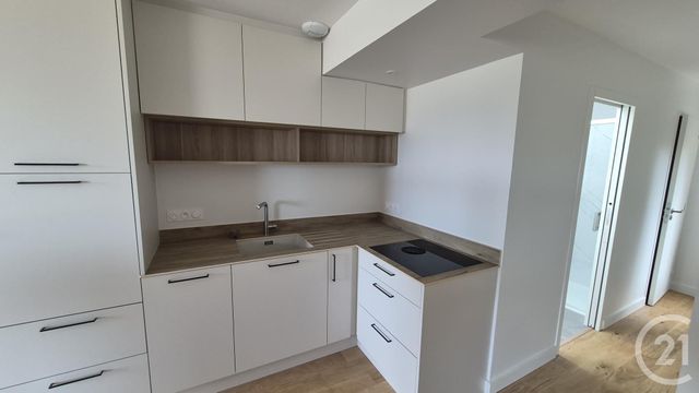 Appartement F3 bis à vendre - 4 pièces - 72.38 m2 - CAROLLES - 50 - BASSE-NORMANDIE - Century 21 Royer Immo