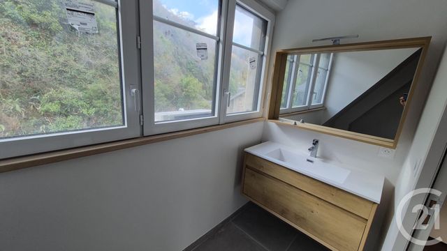Appartement F3 bis à vendre - 4 pièces - 72.38 m2 - CAROLLES - 50 - BASSE-NORMANDIE - Century 21 Royer Immo