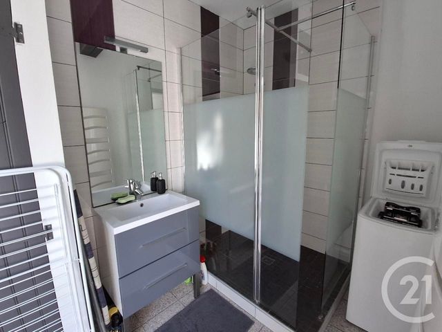 maison à vendre - 4 pièces - 76.8 m2 - JULLOUVILLE - 50 - BASSE-NORMANDIE - Century 21 Royer Immo