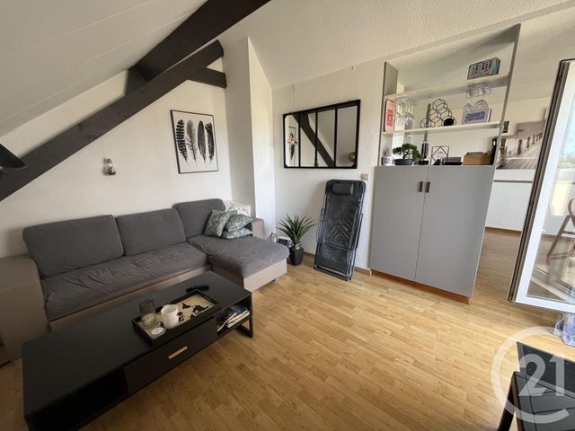 Appartement F3 à louer - 3 pièces - 49.0 m2 - DONVILLE LES BAINS - 50 - BASSE-NORMANDIE - Century 21 Royer Immo