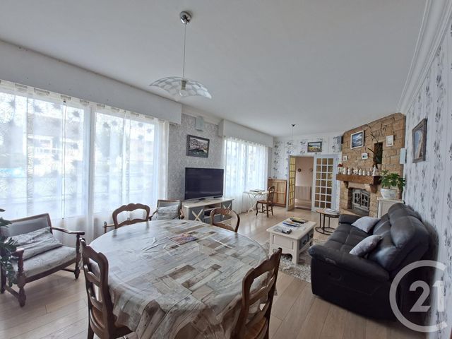 maison à vendre - 8 pièces - 191.0 m2 - ST PAIR SUR MER - 50 - BASSE-NORMANDIE - Century 21 Royer Immo
